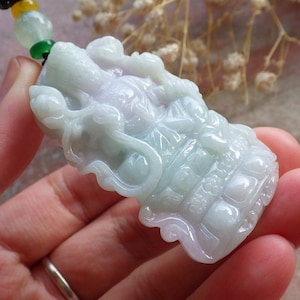 Certified Hand Carved Natural Myanmar Burma Green A Jade jadeite Guanyin Kwan Yin God Lucky Amulet Pendant Necklace