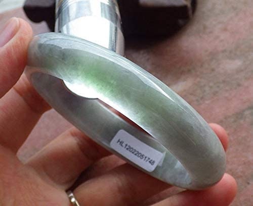 Bracciale Rigido In Giada Naturale Del Myanmar (Birmania) – Colore Verde Chiaro Con Sfumature Viola Fluttuanti – Giada Piena Lucidata A Mano