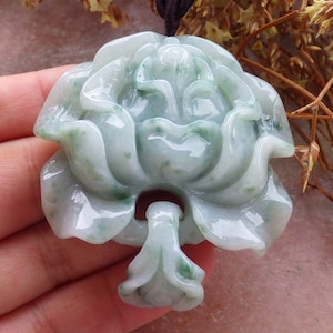 Certified Hand Carved Green Natural Myanmar Burma A Jade Flower with Ring Lucky Amulet Pendant Necklace