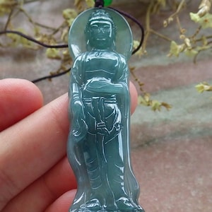 Certified Natural Hand Carved Myanmar Burma Green A Jade jadeite Guanyin Kwan Yin God Pendant Necklace