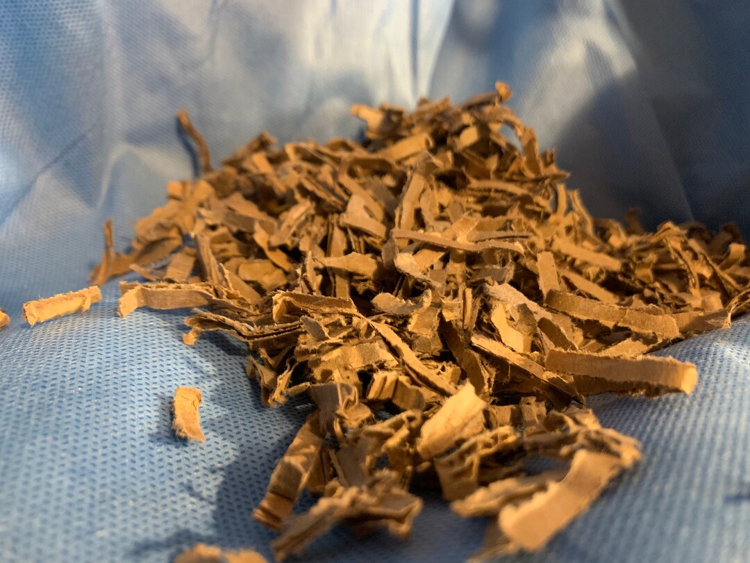 Shredded Brown Cardboard 3 Lbs, Compost, Rat, Guinea Pigs, Rabbits