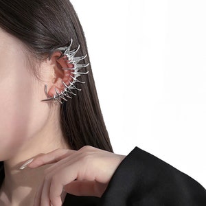 Skeleton Spike Ear Cuff Hook Earring Cyberpunk Metal Sci fi Street