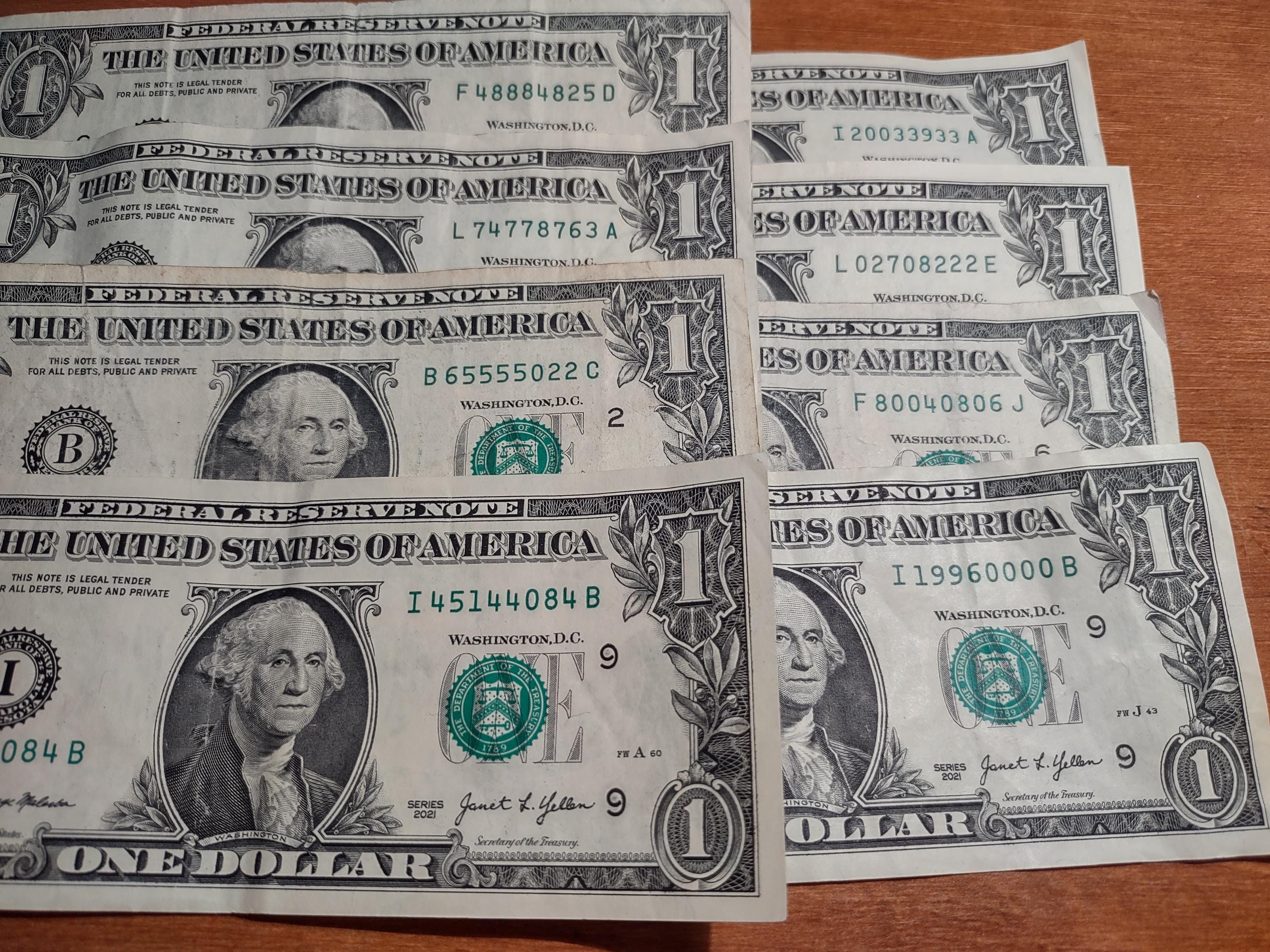 EIGHT One Dollar Federal Reserve Notes. FOUR Digit Fancy Serial Number. Nice Lot. Circulated.