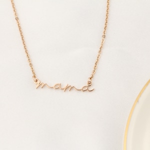 Colar Dainty Mama Presentes para Mães Colar para Mães Colar com Nome para Mães Joias para Mães Presente para Chá de Bebê para Mães Presente para Novas Mães Presente para o Dia das Mães