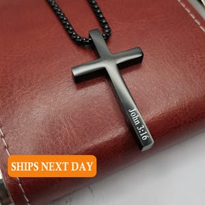 Collar de cruz, collar para hombre, acero inoxidable, resistente al agua, no se empaña, joyería de plata para hombre, unisex, cadena de caja, regalo para él, religioso