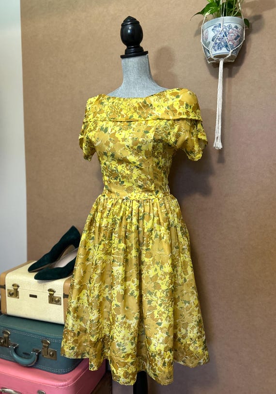 1950s Yellow Floral Dress by Carol Craig | XS/S