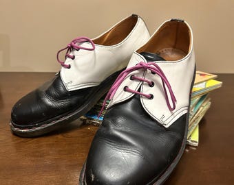 Vintage 90s Dr. Martens Gibsons, Schwarz & Weiße Lederschuhe (M10 W12)