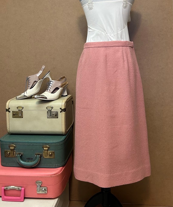 1960’s Pink Pencil Skirt / Medium-Large / Up to 3… - image 4