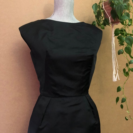 Vintage Pure Silk CocktaIl Dress / Small / 26” Wa… - image 3