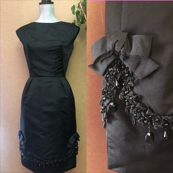 Vintage Pure Silk CocktaIl Dress / Small / 26” Wa… - image 1