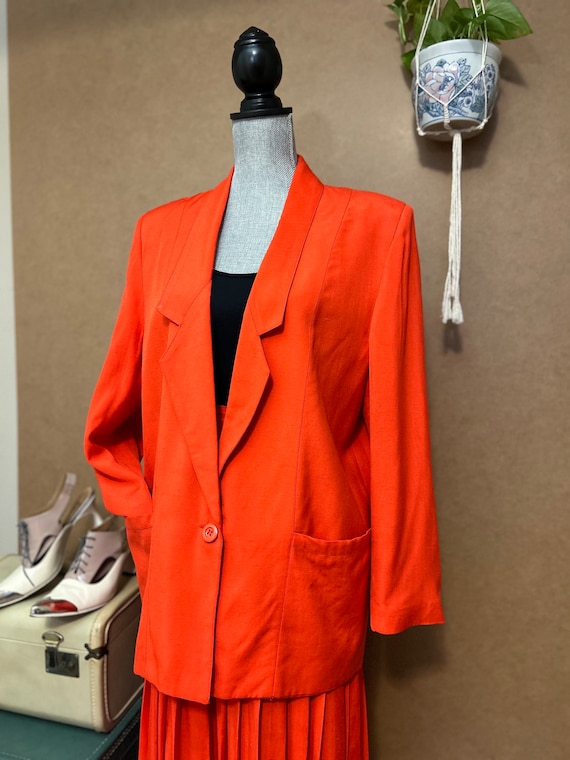1980s Oversized Blazer and Pleated Skirt / Small-M