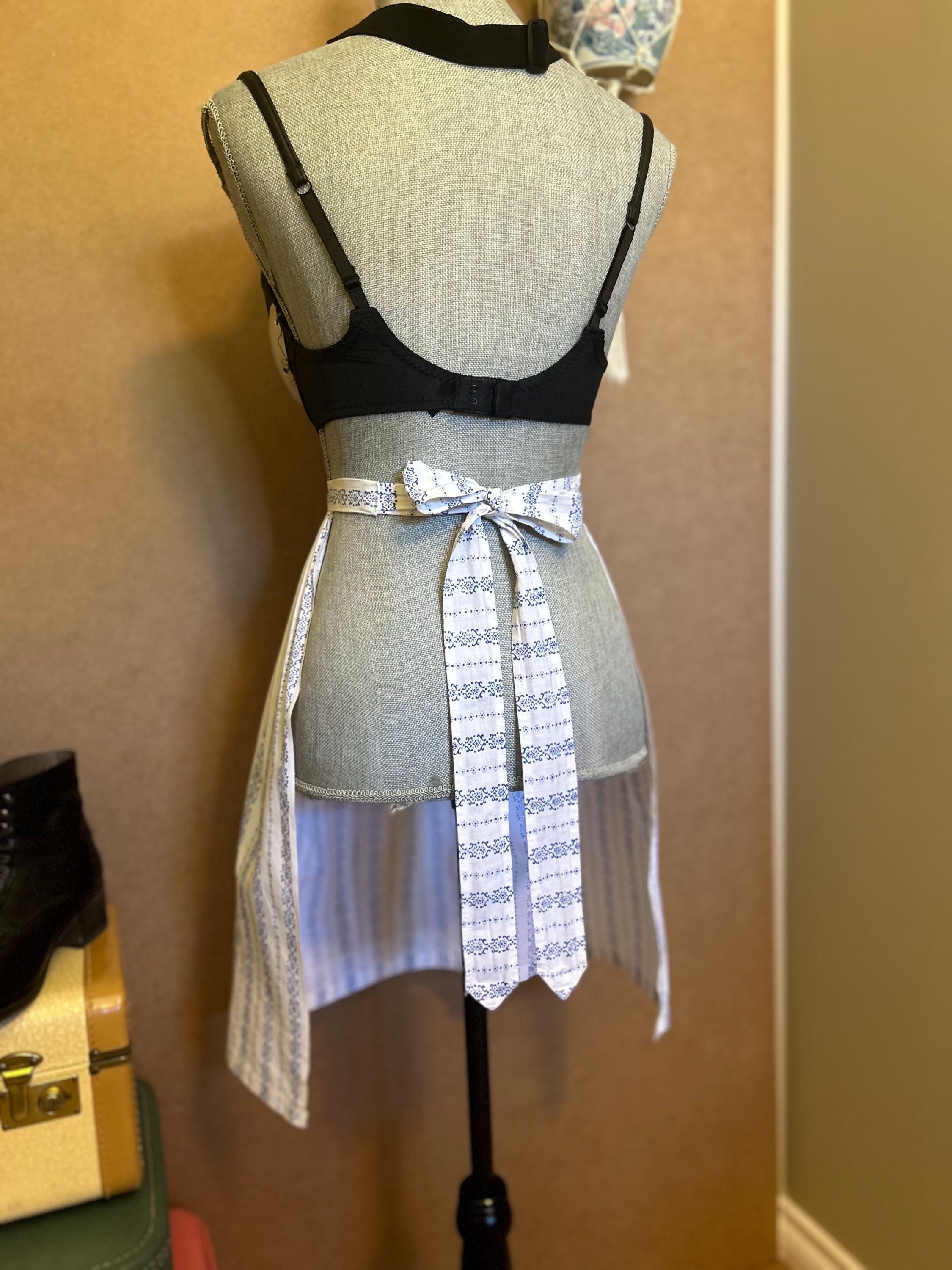 ヴィンテージハンドメイドエプロン / 青と白のコットン製、タイバック