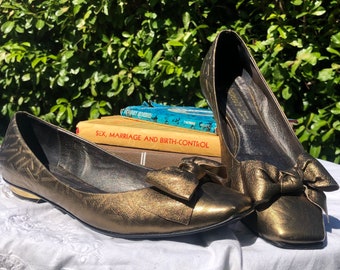 Y2K Bronze Flats / Size 9 / Vintage Ballet Flat / Metallic Slip On Loafer / Bow Detail