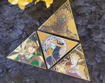 RESTOCK PREORDER Zelda Twilight Princess Triforce Enamel Pins