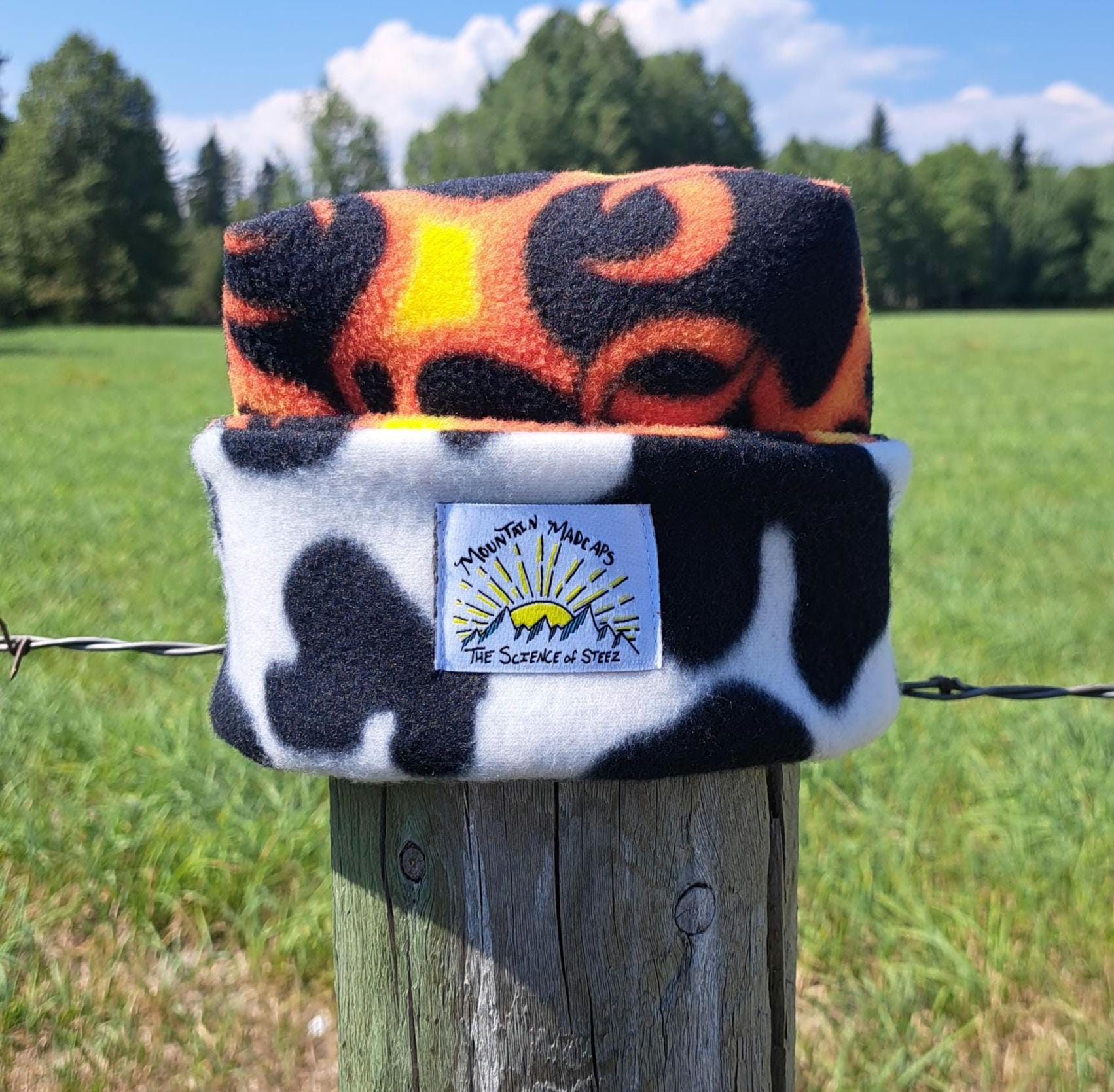 New! Fire and Cow Super Cozy and Soft Retro Fleece Box Top