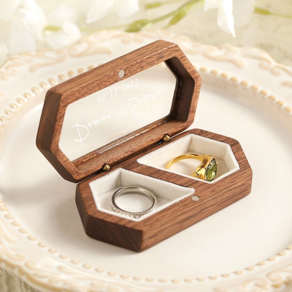 Boîte à bagues en bois carrée pour la cérémonie de mariage, boîte à bagues en bois personnalisée de haute qualité, étui à bagues en bois avec couvercle en verre personnalisé, boîte à bagues de fiançailles