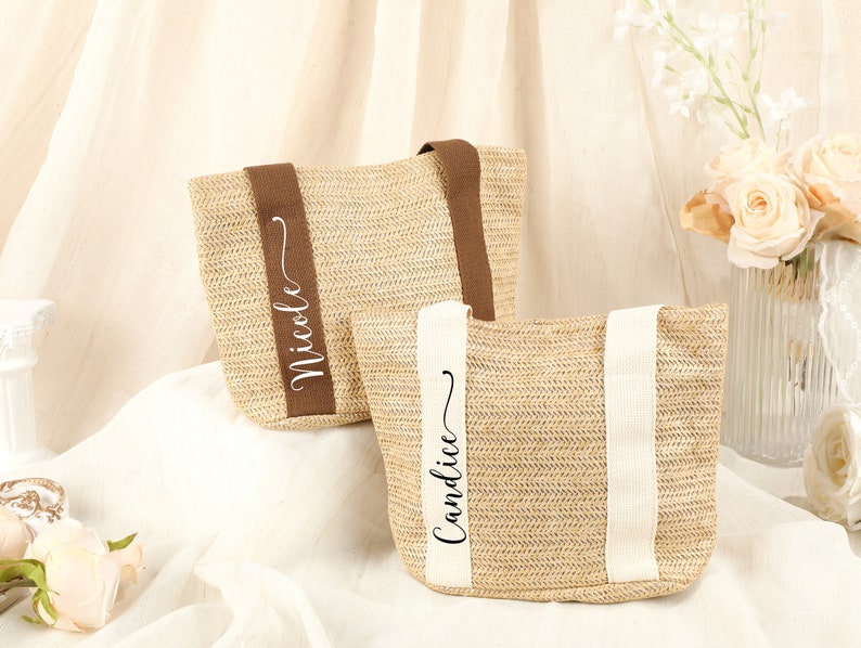 Personalised Tote Bag, Bridesmaid Gift Bag, Wedding Favors, Monogram Beach Bag, Hen's Party Gift, Custom Travel Burlap Bag, Bachelor Gift Bild 2