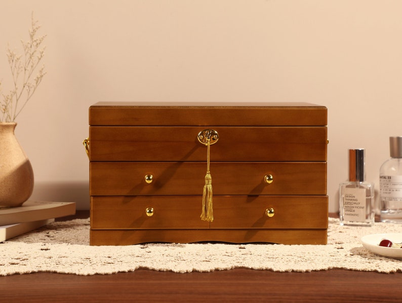 Caja de joyería de madera personalizada para ella, joyería de madera grabada para novia/esposa, organizador de joyas grande, regalo de Navidad, regalo de aniversario imagen 1