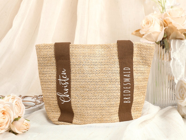 Personalised Tote Bag, Bridesmaid Gift Bag, Wedding Favors, Monogram Beach Bag, Hen's Party Gift, Custom Travel Burlap Bag, Bachelor Gift Bild 4