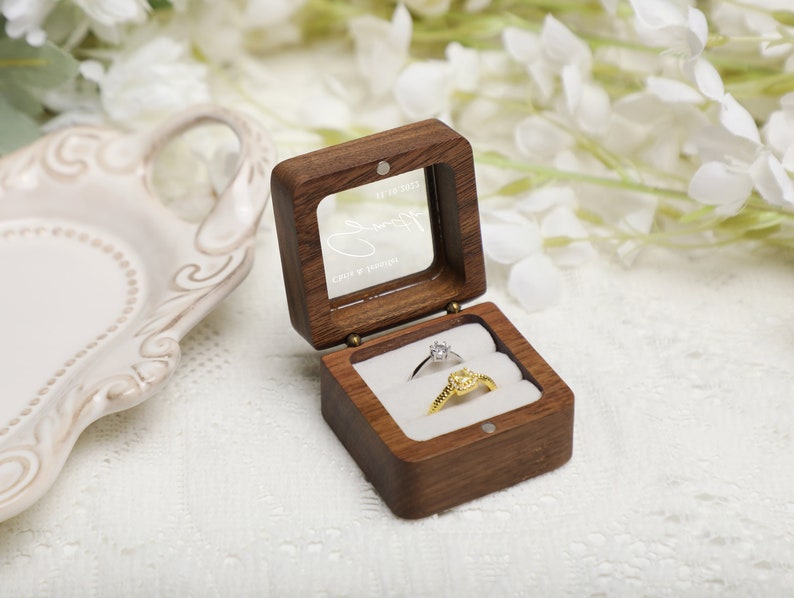 Personalize Double Slot Ring Box with Glass Lid, Wooden Ring Box, Engrave Wooden Ring Box, Ring Box for Proposal, Wedding 画像 2