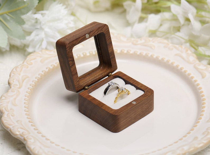 Personalize Double Slot Ring Box with Glass Lid, Wooden Ring Box, Engrave Wooden Ring Box, Ring Box for Proposal, Wedding 画像 1