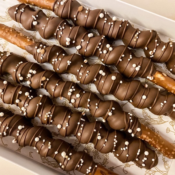 Chocolate Caramel Pretzels - Party Favors - Wedding Dessert - Birthday Treats - Dessert Table Sweets - Chocolate Dipped Pretzel Rods