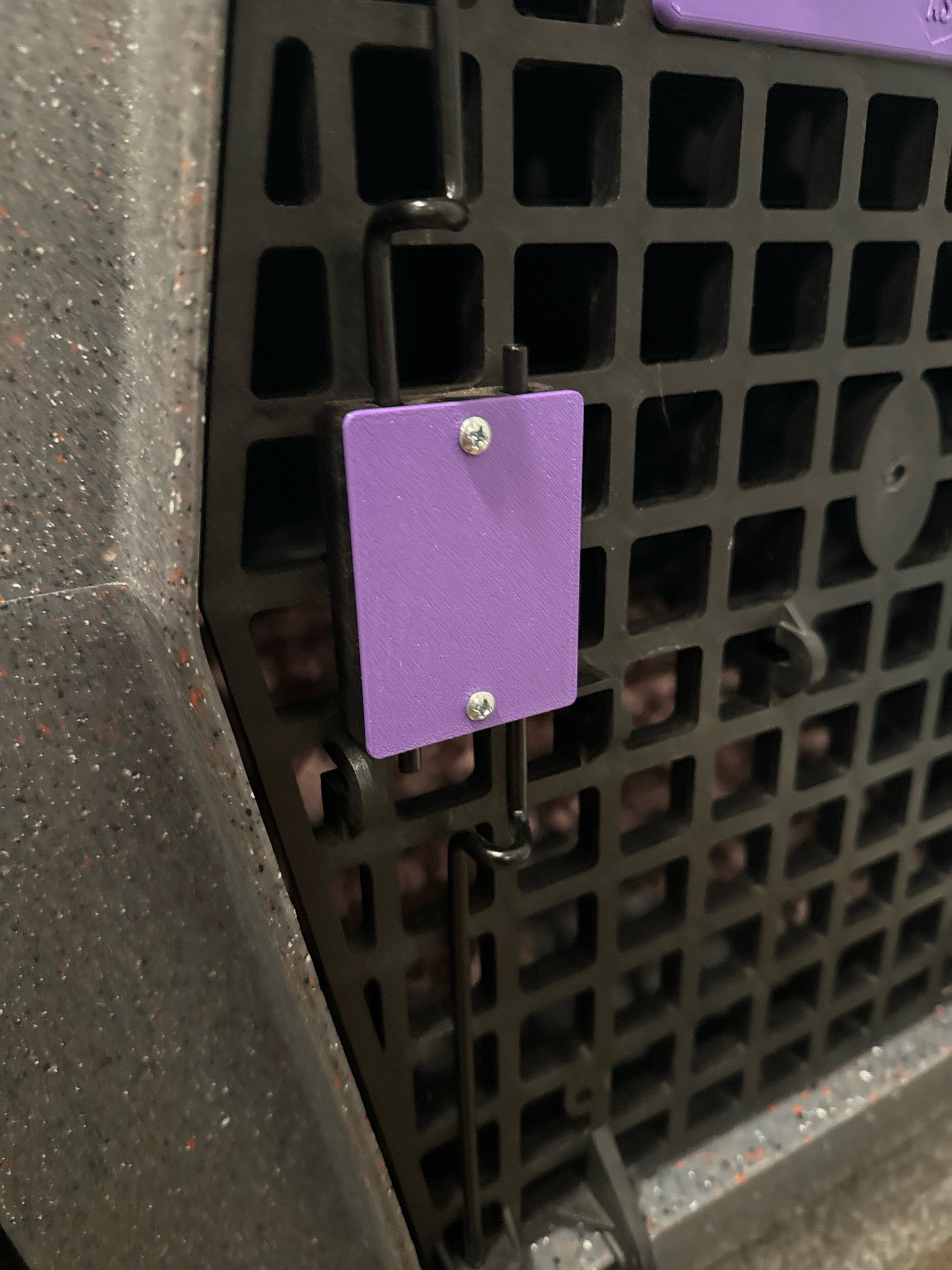 Ruff Land kennel latch covers