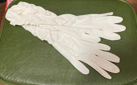 Vintage Long White Gloves with Gathered Sides - image 1