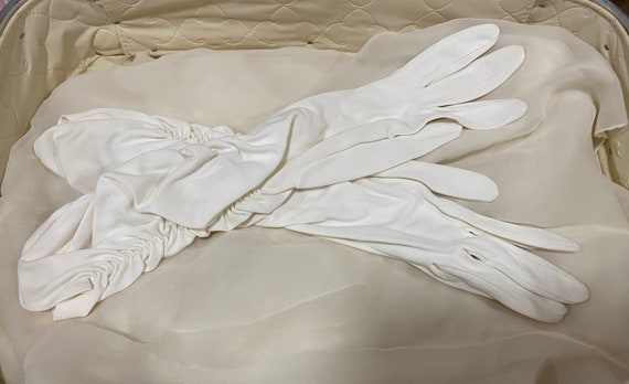 Vintage Long White Gloves with Gathered Sides - image 2