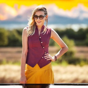 Elegant Cotton Blouse – Sleeveless & Asymmetrical