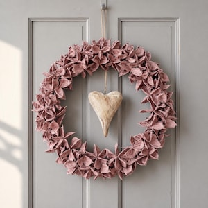 Couronne rose avec cœur en bois, couronne naturelle, style champêtre