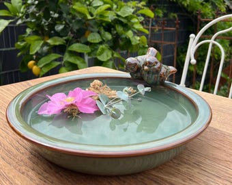 Keramik Vogeltränke mit Vögeln – Vogelbad Gartendeko Insektentränke