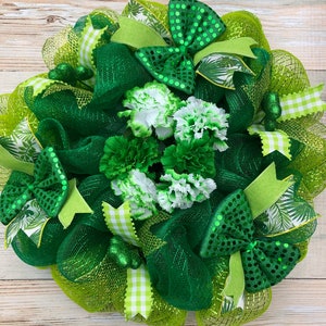 St Patrick&#39;s Day Wreath: Shamrock, Irish Green Floral Front Door Decor