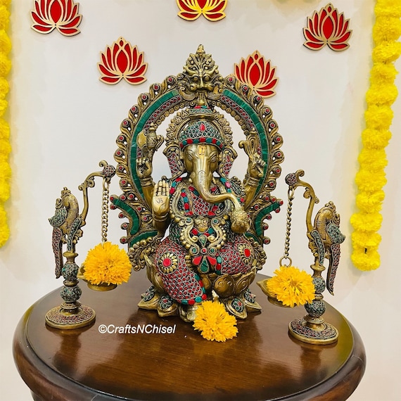 Brass Ganesha Statue and Diya Set, Ganpati Decorative Statue Lamp Entrance  Home Decor Set of 3, Housewarming Gift - Etsy