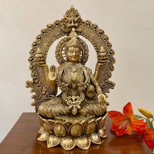 Lakshmi Statue Brass 15 Inch, Large Goddess Laxmi Idol for Pooja Temple, Hindu Goddess of Wealth, Indian Home Decor Housewarming Gift