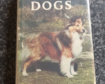 Observer's Book of Dogs. Dust jacket   1967 Edition.