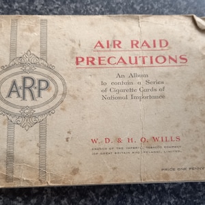 Cigarette Cards W D & H O Wills Air Raid Precautions. Official album Complete set