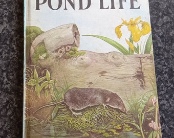 Ladybird book Pond Life Series 536  ( LB14 )