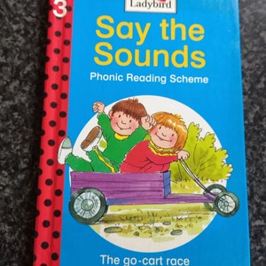 Marienkäfer Sag die Klänge Phonisches Leseschema Das Gokart-Rennen