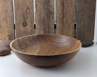 Wooden bowl turned from Rüster elm