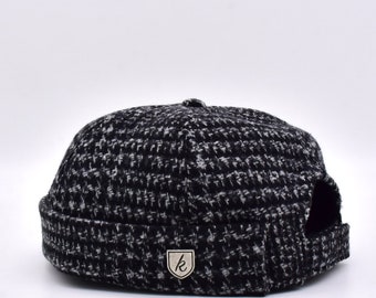 Tartan Wool Brimless Beanie: Vintage Style Unisex Winter Hat