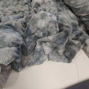 CLEARANCE SALE Fur fabric short hair fur fur fabric Flokati faux fur plush imitation fur soft grey