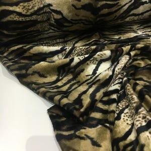 Fur fabric tiger short hair fur fur fabric Flokati faux fur plush imitation fur 0.50 m