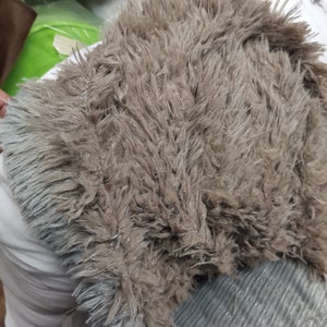 CLEARANCE SALE Shaggy fabric Taupe fur Longhair fur Shaggy fur Fur fabric Flokati Faux fur Plush imitation fur Soft