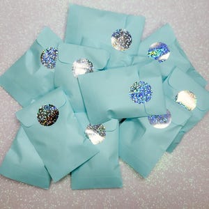 Surprise Charm bag kirby totoro sincara no face sailor moon luna artemis gashapon
