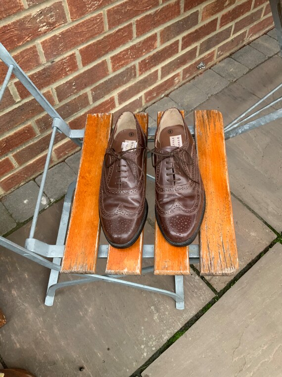 Vintage Brown Brogues Uk 8 Wingtip Shoes Leather Uppers and  display picture 1