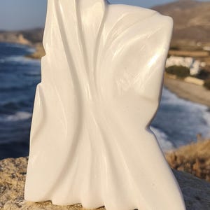 Hand Carved Tinos Marble Sculpture: Dual Profile Cycladic Art