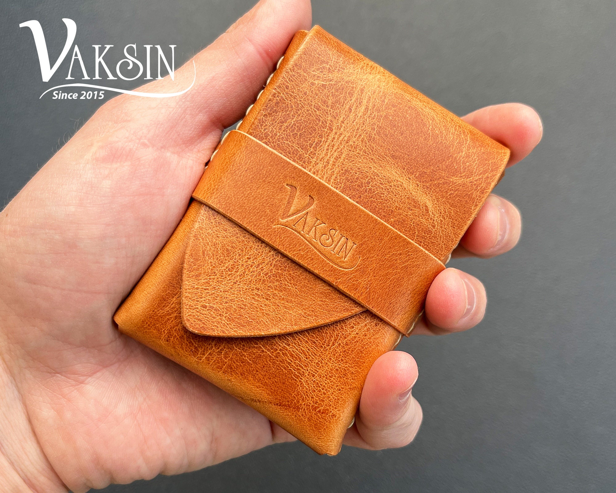 Handmade Leather Minimalist Wallet / Cognac Vegetable Tanned Leather