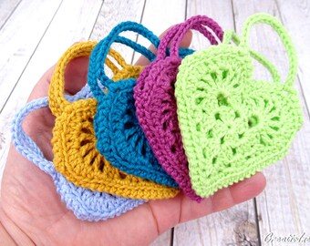 Warm gift packaging, crocheted bag for little things - ideal for Mother's Day