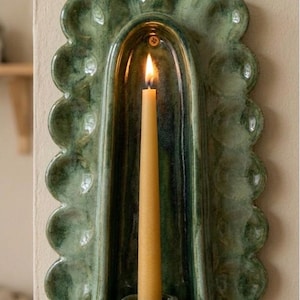 Handgemachter Keramik Wand Kerzenhalter aus dem Mittelmeerraum - Grün, Blau, Rot und Weiß